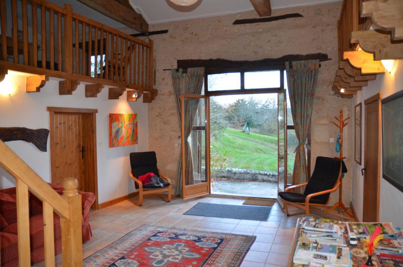 Vila Katy'S Barn Saint-Aulaye-Puymangou Exteriér fotografie