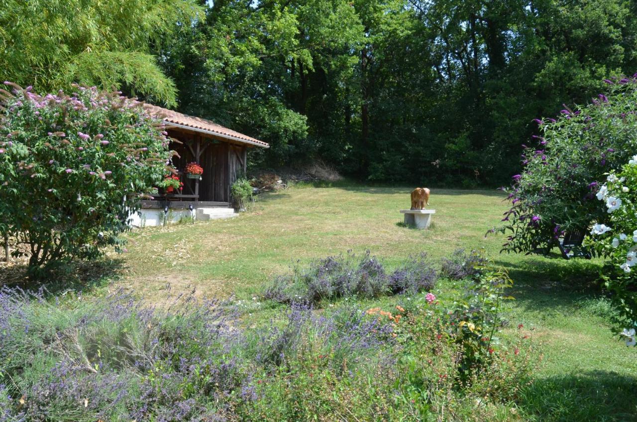 Vila Katy'S Barn Saint-Aulaye-Puymangou Exteriér fotografie