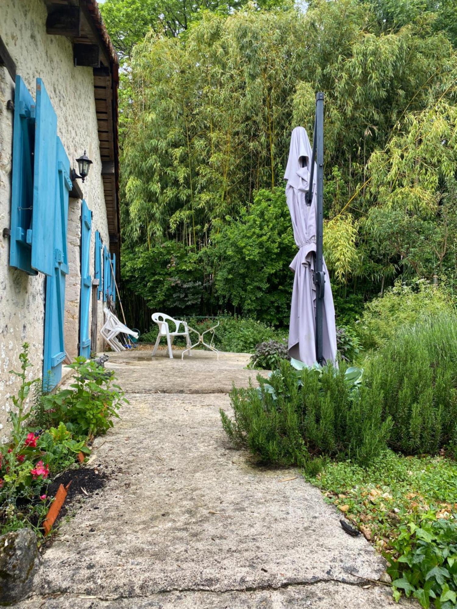 Vila Katy'S Barn Saint-Aulaye-Puymangou Exteriér fotografie
