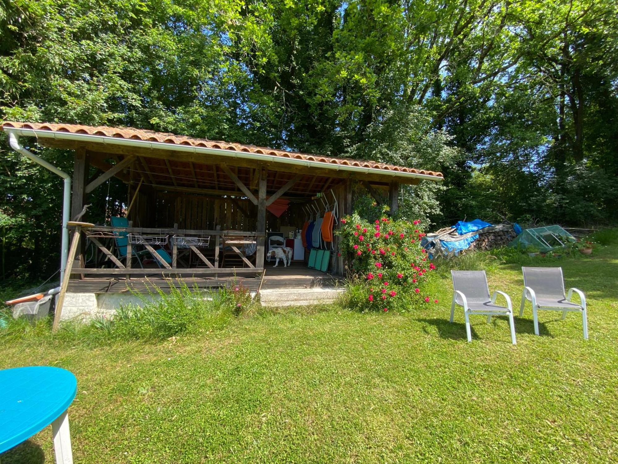 Vila Katy'S Barn Saint-Aulaye-Puymangou Exteriér fotografie