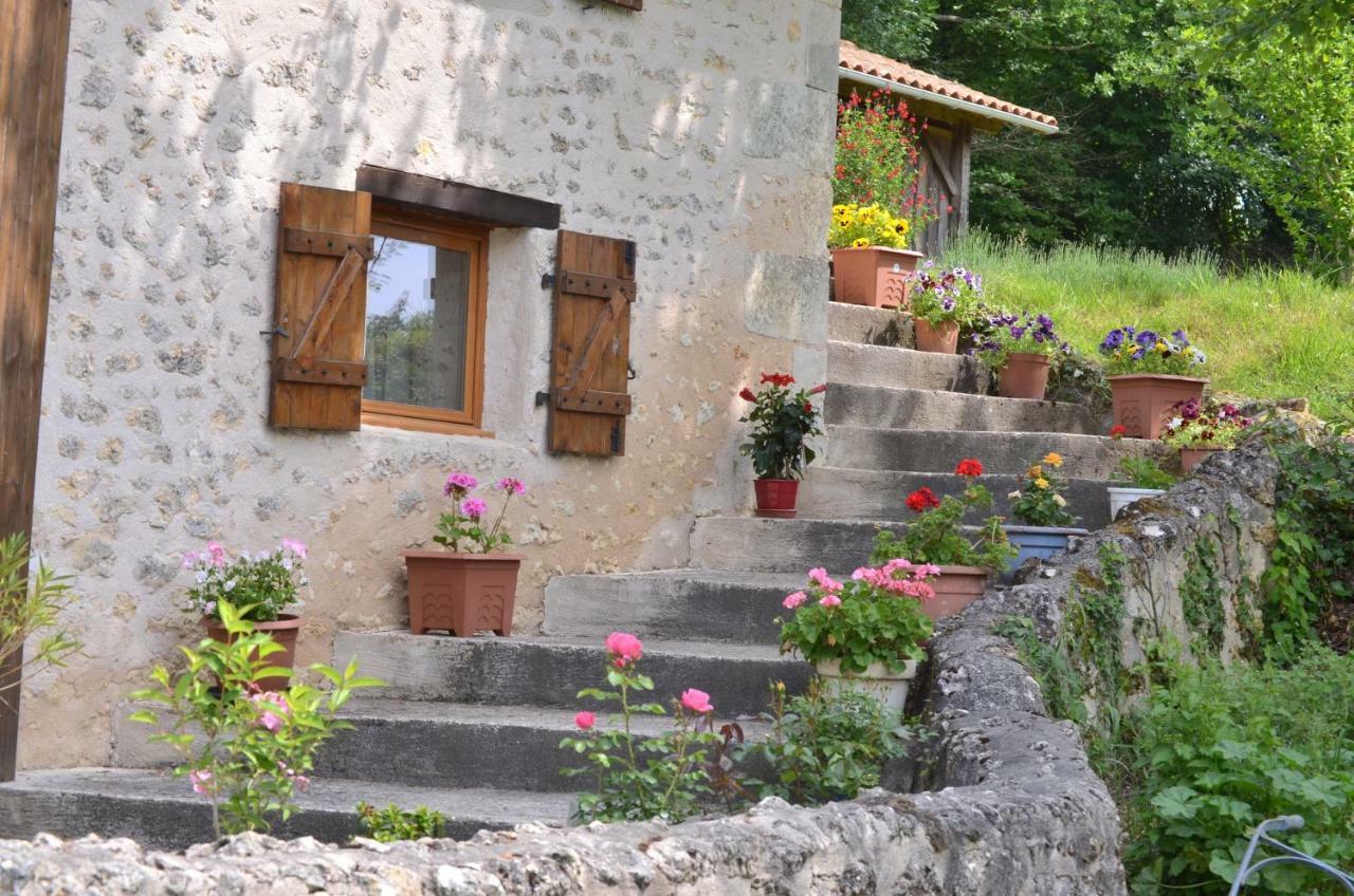 Vila Katy'S Barn Saint-Aulaye-Puymangou Exteriér fotografie